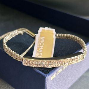 NWT Michael Kors Silver adjustable cord Bracelet